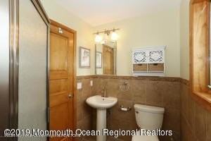 573 Tarpon Ave - Photo 2 of 24