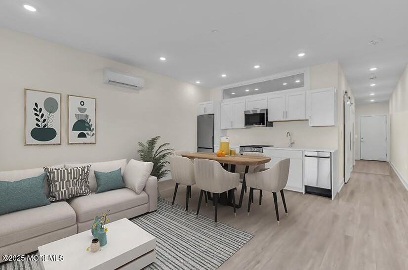 19 Carr Ave #208