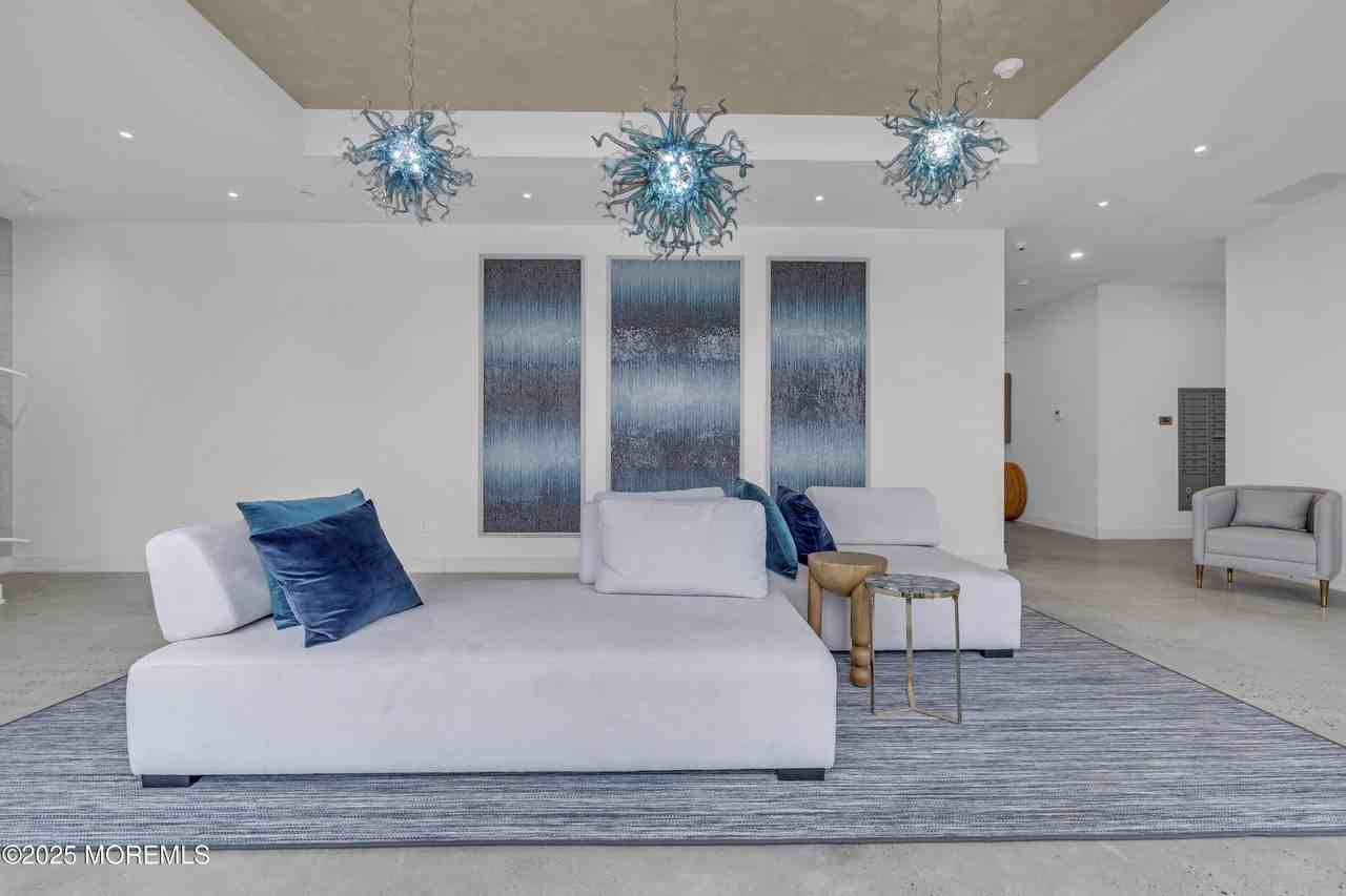 19 Carr Ave #208 - Photo 3 of 6