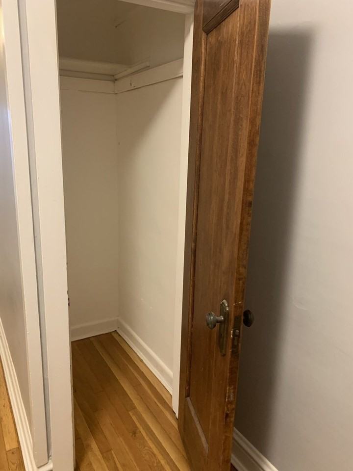 5352 N Winthrop Ave #2nd - Photo 5 of 16