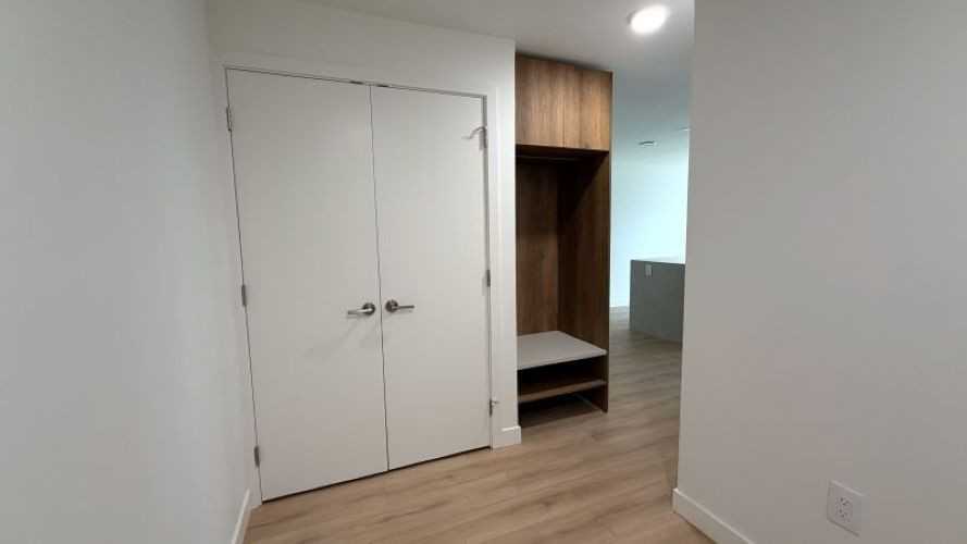 133 West 49th Avenue #302 - Photo 3 of 18