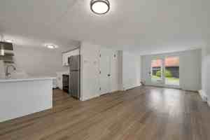 featured image of 9 Elm St #B