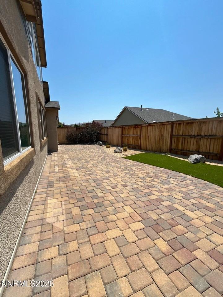 1200 Silver Coyote Dr - Photo 6 of 6