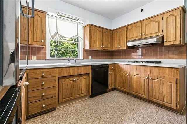 3108 Ridgeway Dr - Photo 3 of 8