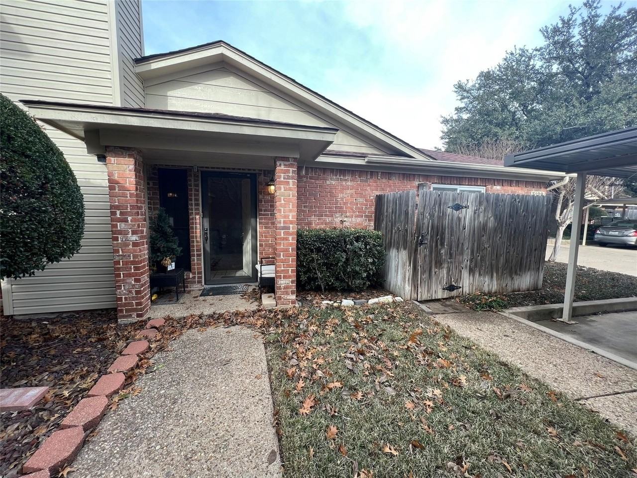 3129 Sappington Pl