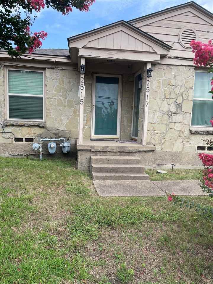 2517 Amelia St