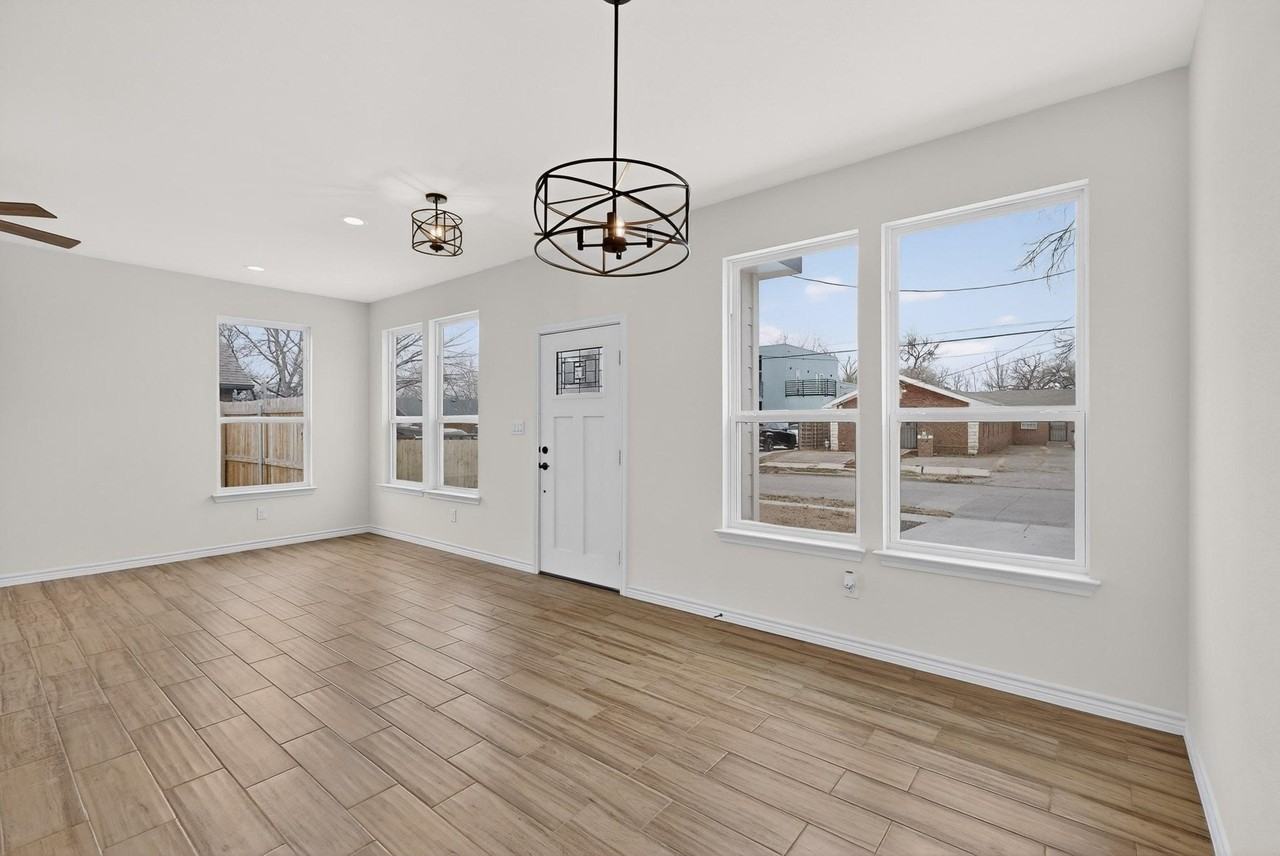 1610 Life Ave - Photo 7 of 38