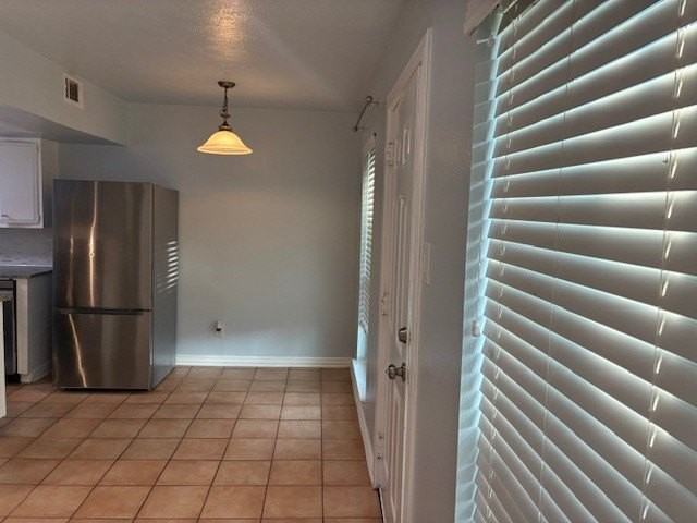 425 S Oak St #101 - Photo 2 of 23