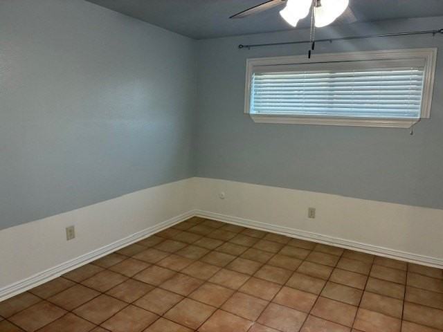 425 S Oak St #101 - Photo 5 of 23