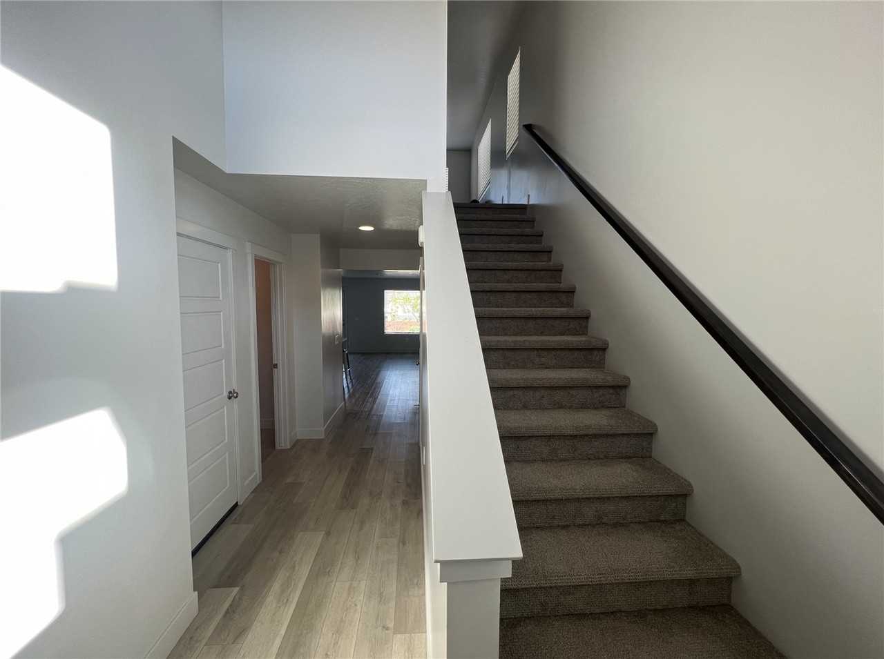 4095 E Phobos Ln - Photo 4 of 18