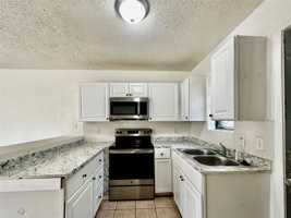 featured image of 3848 Waldorf St