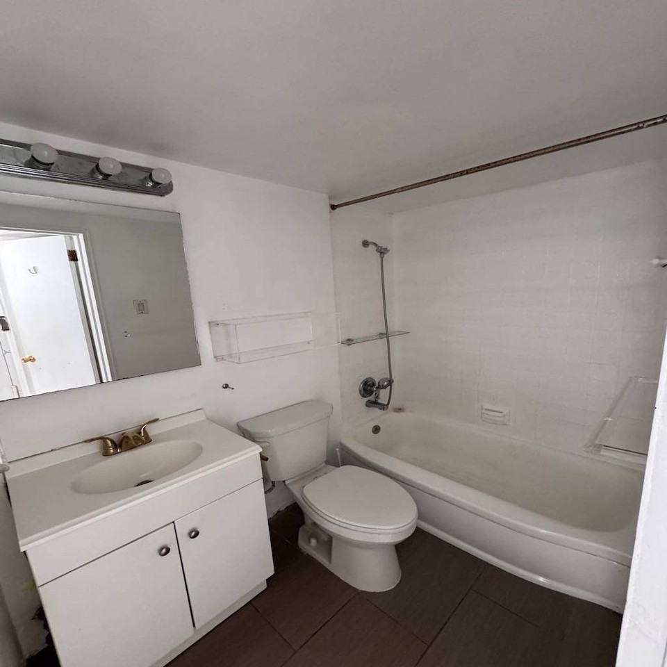 288 Lexington Ave #5A - Photo 6 of 9