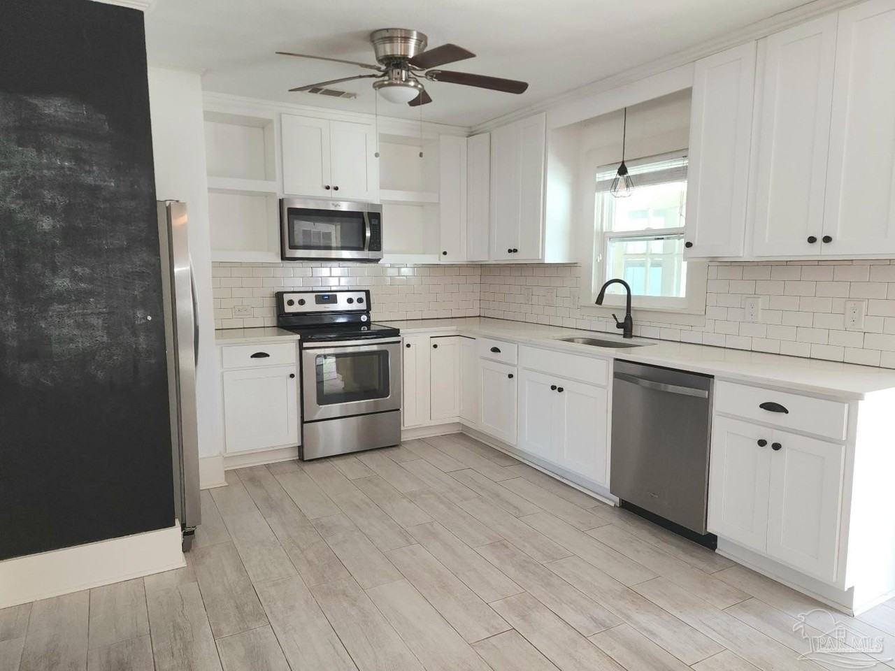 2781 N 16th Ave - Photo 7 of 27
