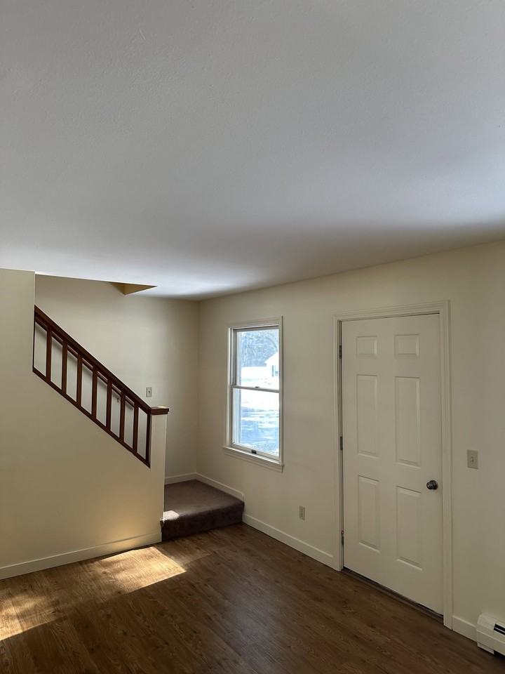 18 River City Dr #18B - Photo 5 of 12