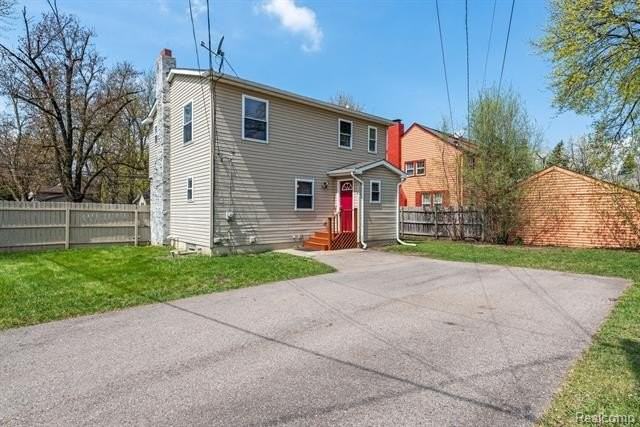 3260 Sashabaw Rd - Photo 5 of 34