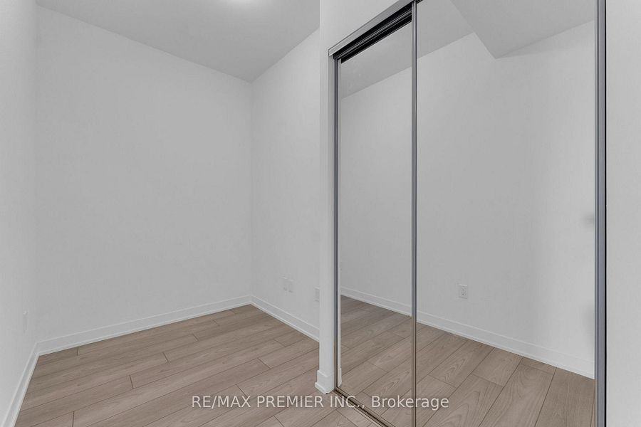 498 Caldari Road - Photo 11