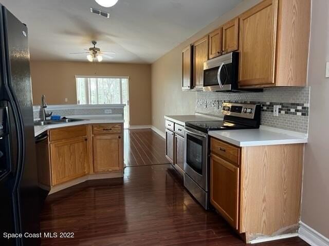 4077 Four Lakes Dr - Photo 6 of 17
