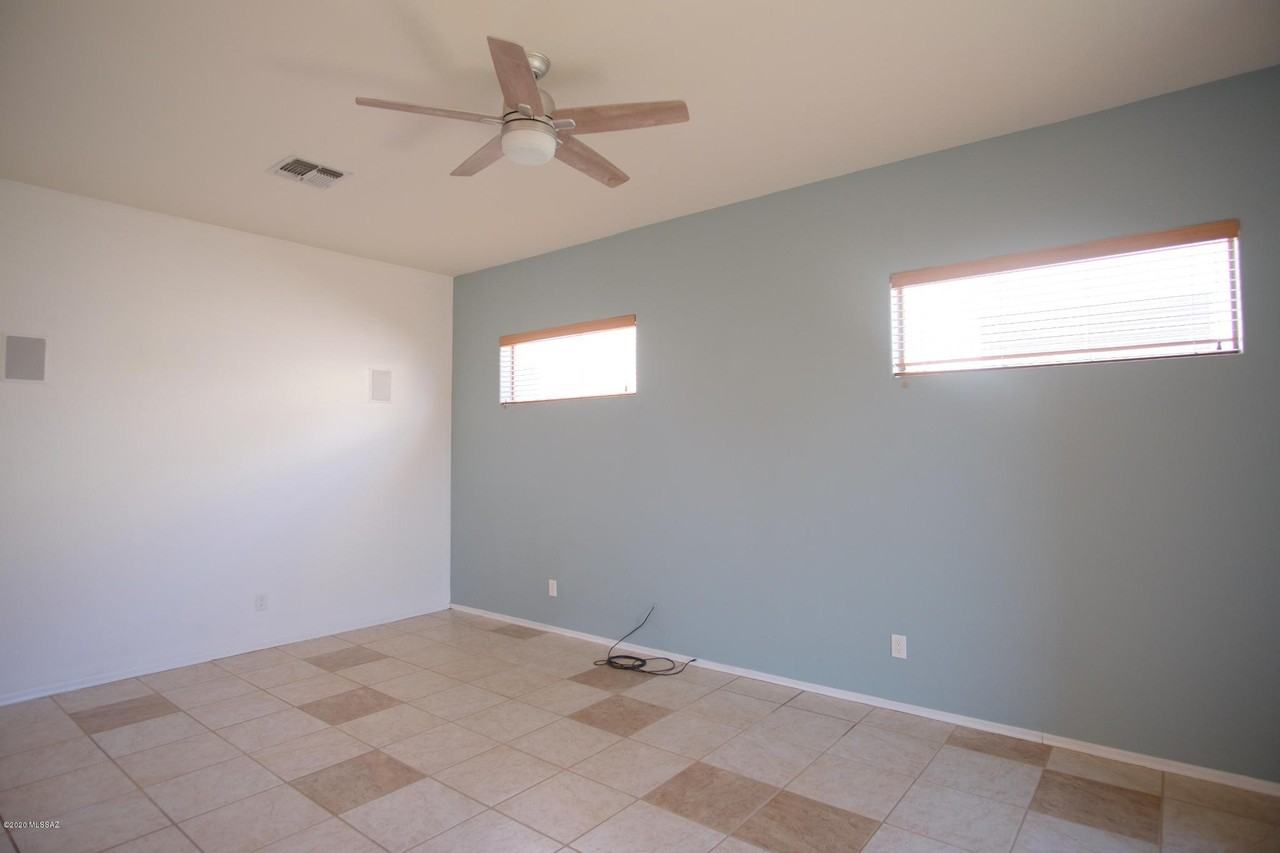 5162 N Contentment Ct - Photo 7 of 35