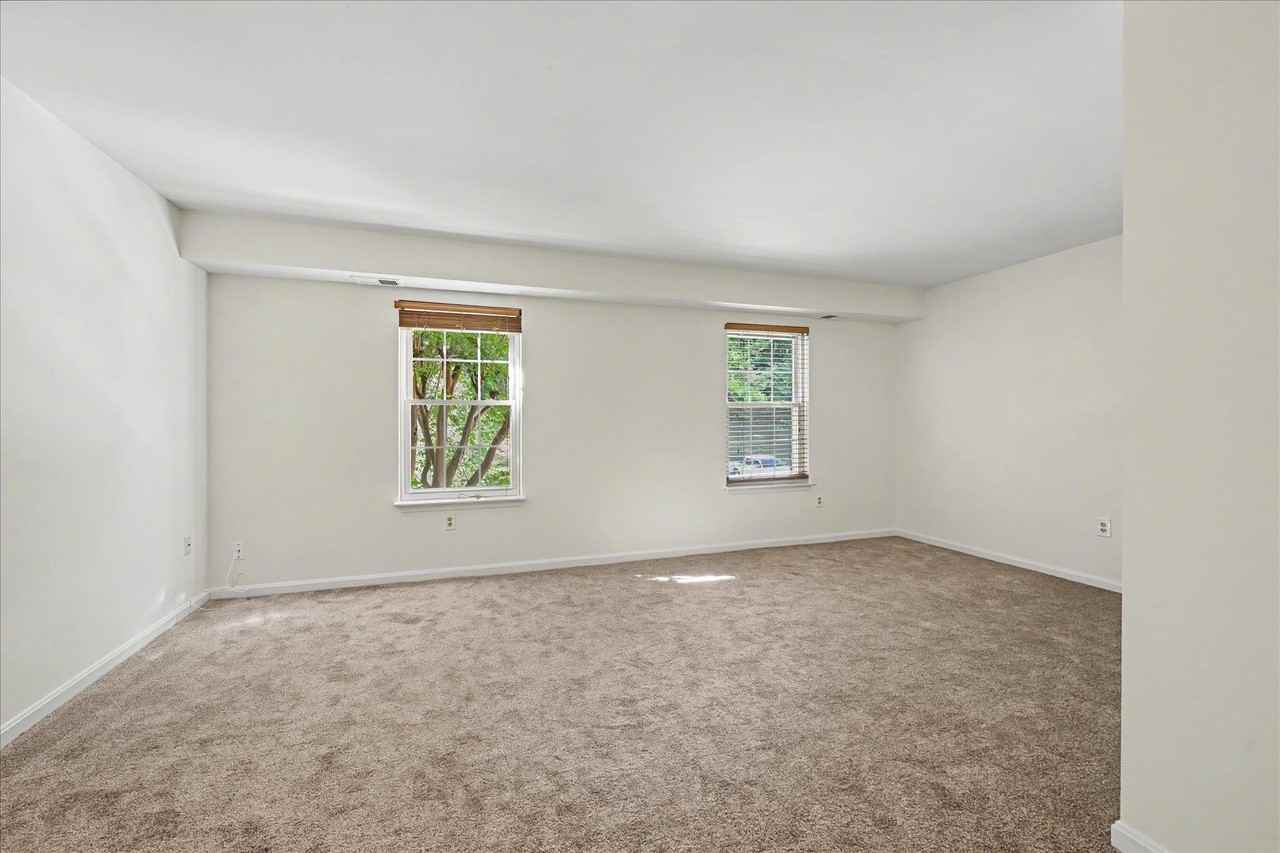 1410 Greendale Ct #2-1410 - Photo 4 of 22