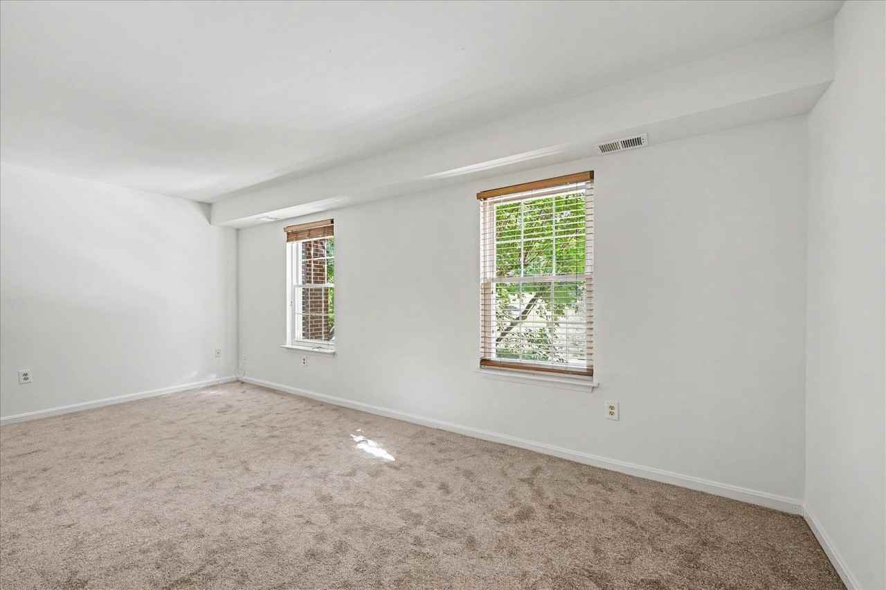 1410 Greendale Ct #2-1410 - Photo 5 of 22