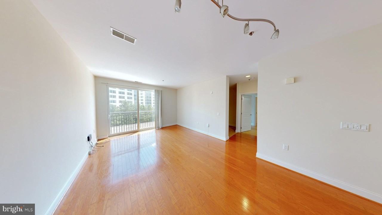 38 Maryland Ave #320 - Photo 6 of 20