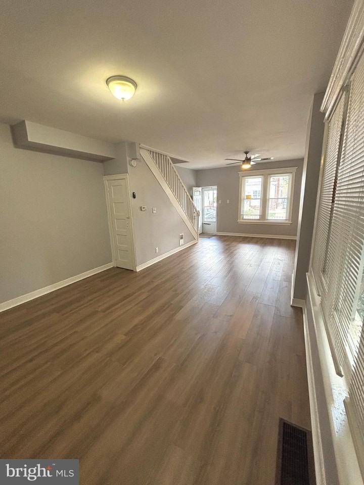 1455 Wildwood Ave - Photo 2 of 15