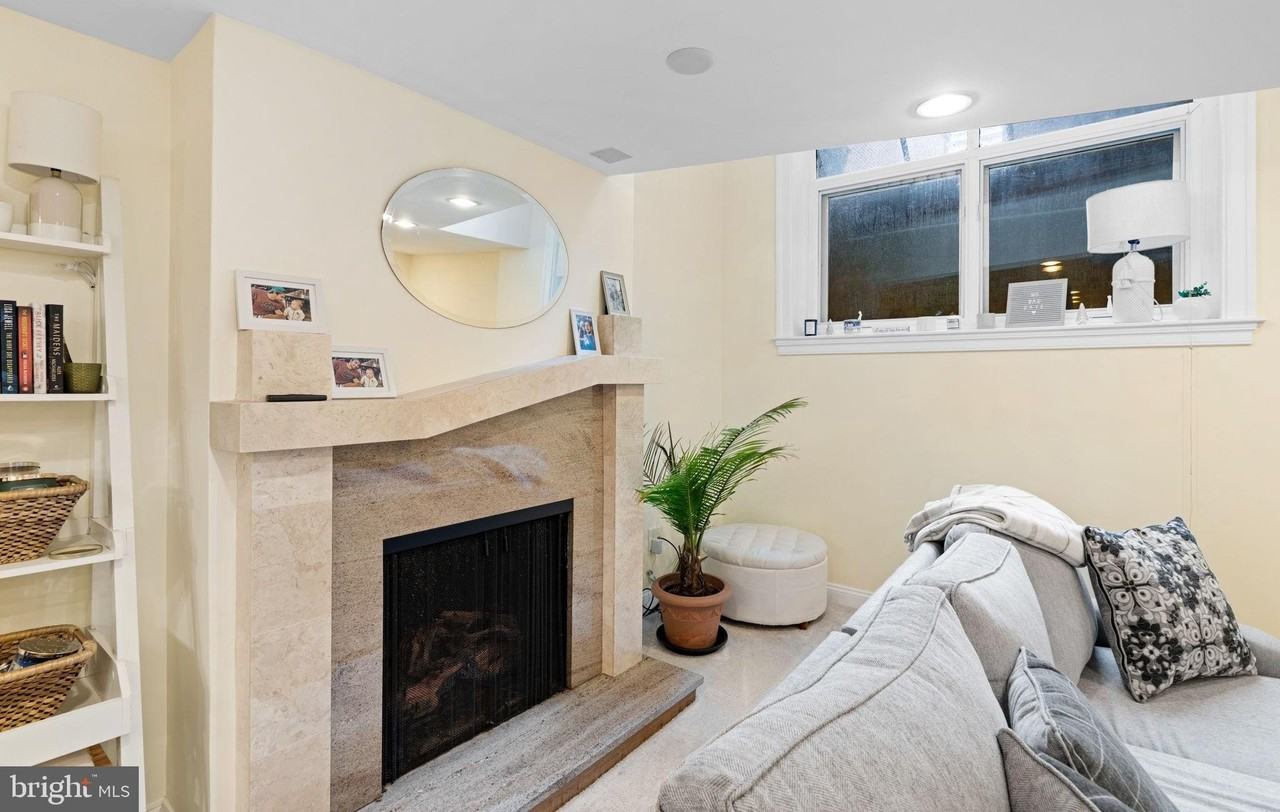 502 S 11th St #38 - Photo 4 of 24