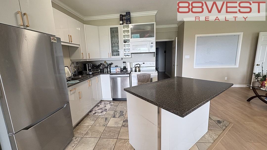 2426 Westhill Court - Photo 5 of 24