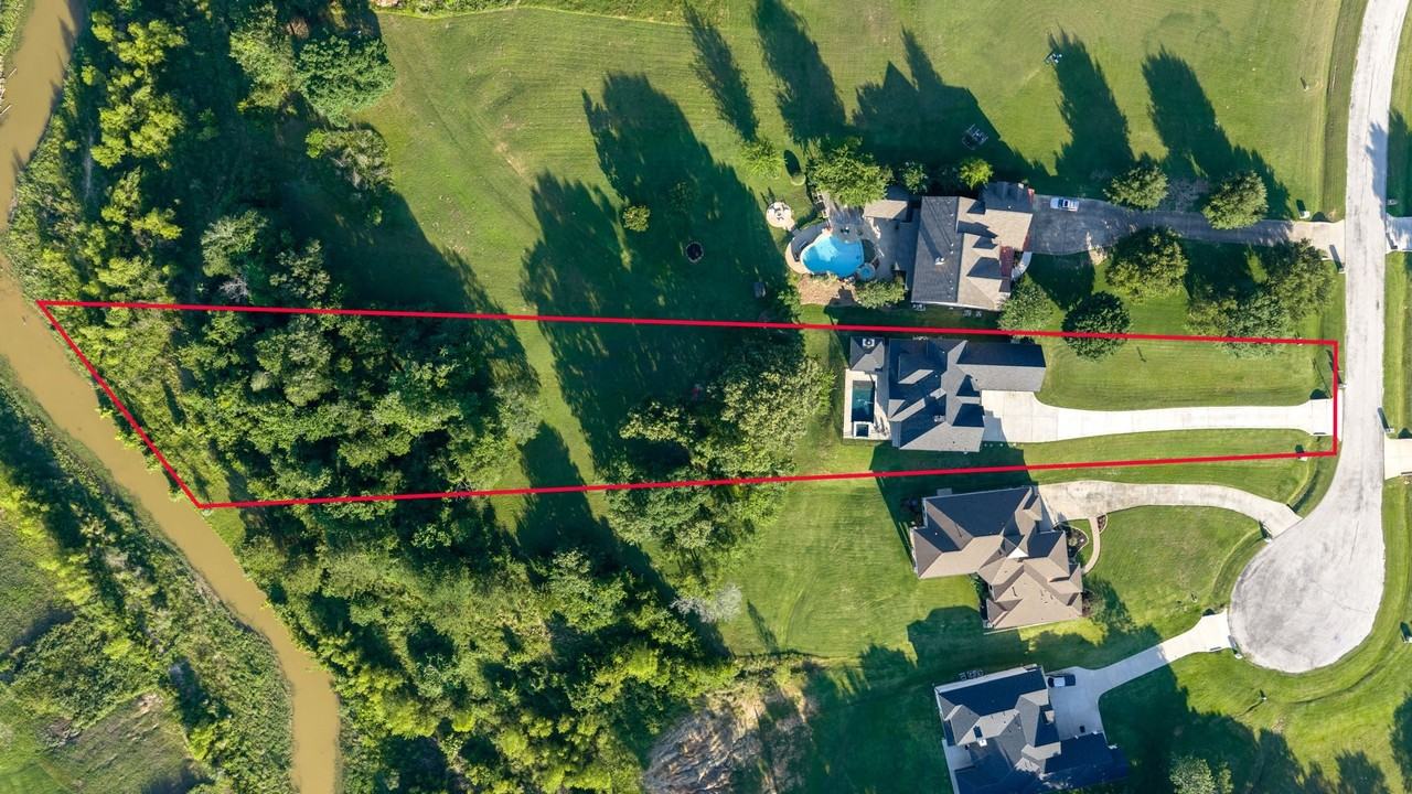 19178 Grandview Pt - Photo 5 of 38