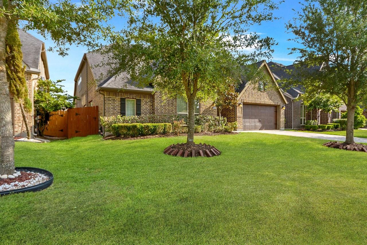 27815 Colonial Point Dr - Photo 3 of 50