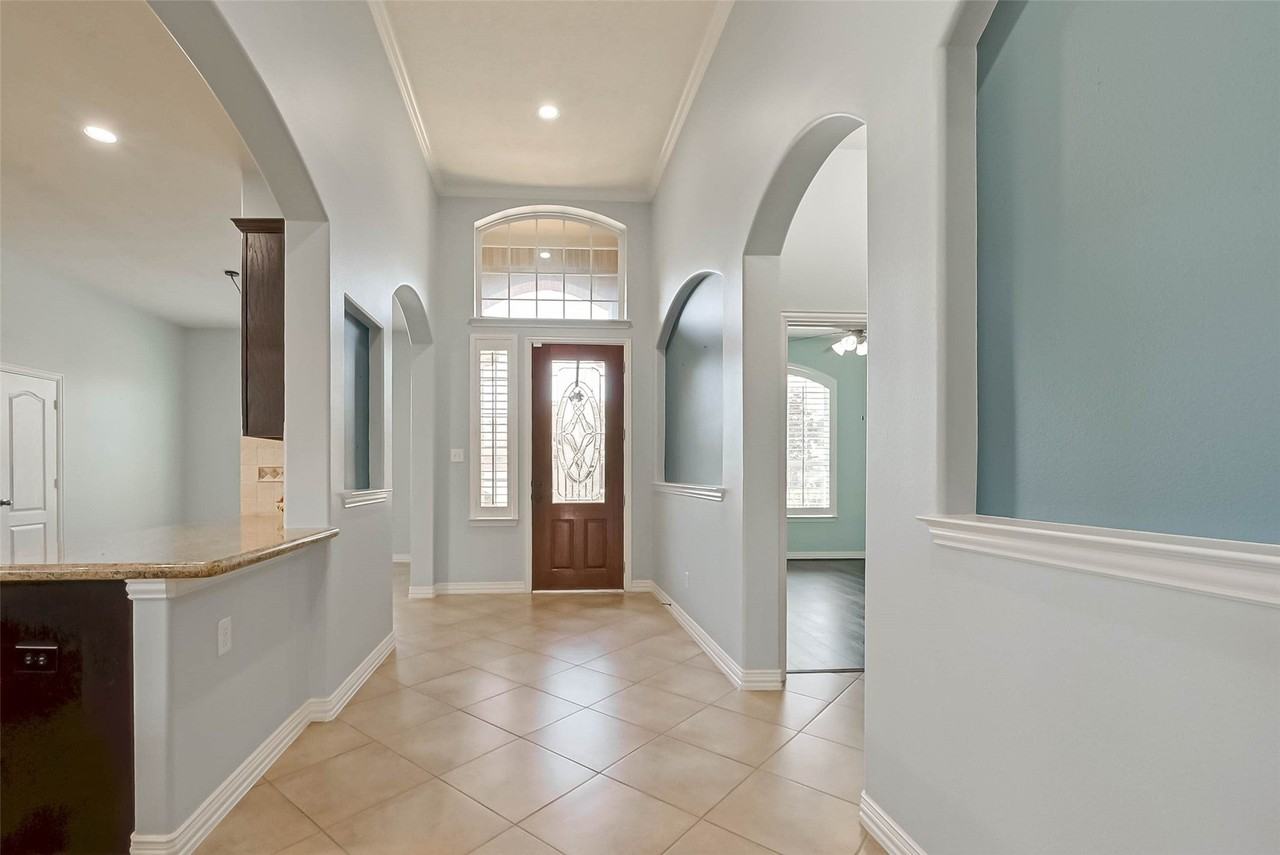 24922 Florina Ranch Dr - Photo 6 of 44