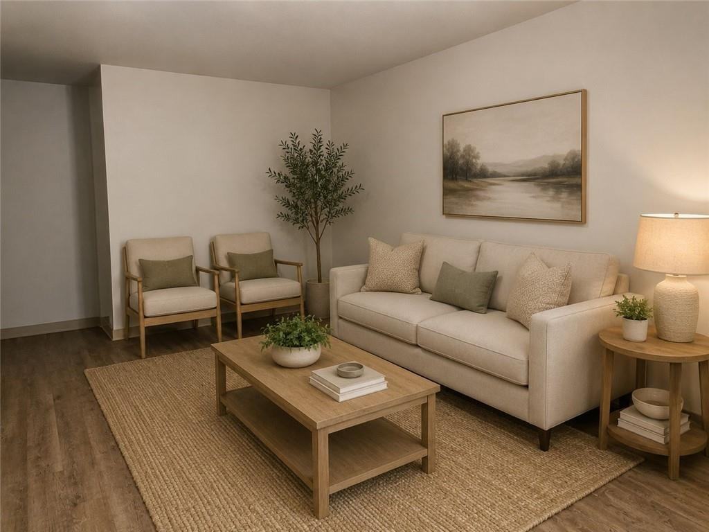 36326 Salmen St - Photo 4 of 14
