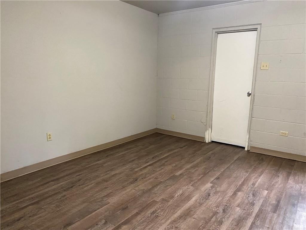 36326 Salmen St - Photo 5 of 14