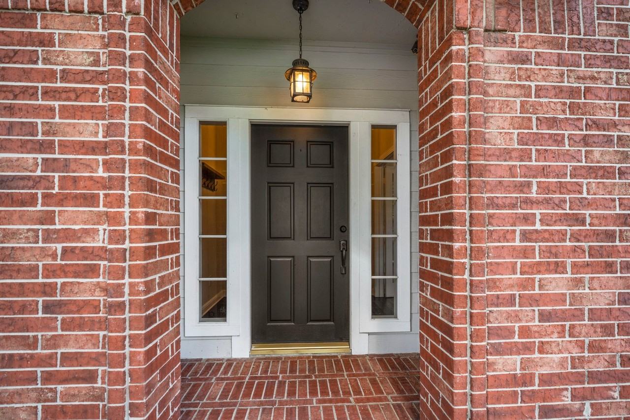 5802 Sawyer Bend Ln - Photo 3 of 50