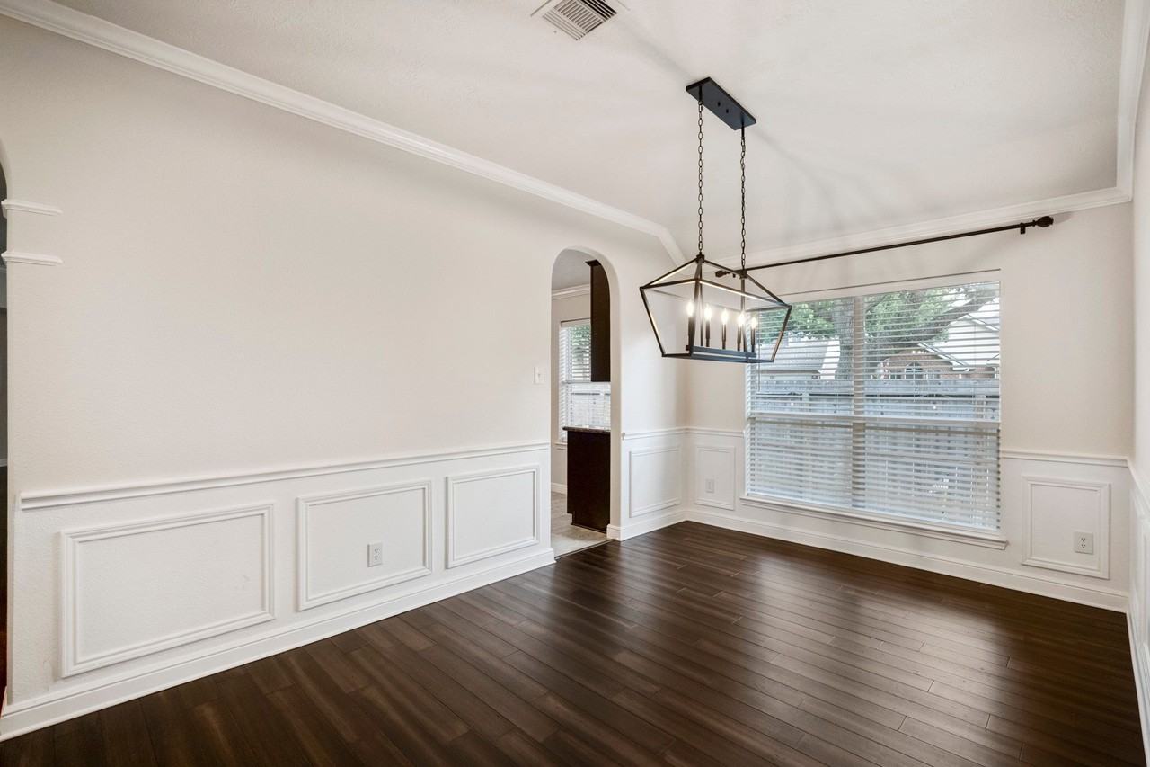 5802 Sawyer Bend Ln - Photo 6 of 50