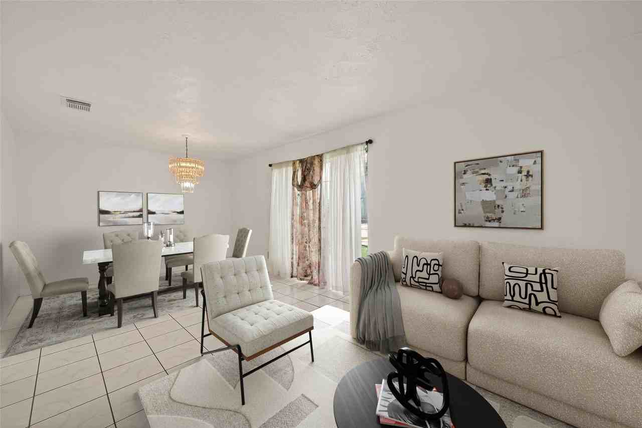 9422 Kristin Dr - Photo 4 of 44