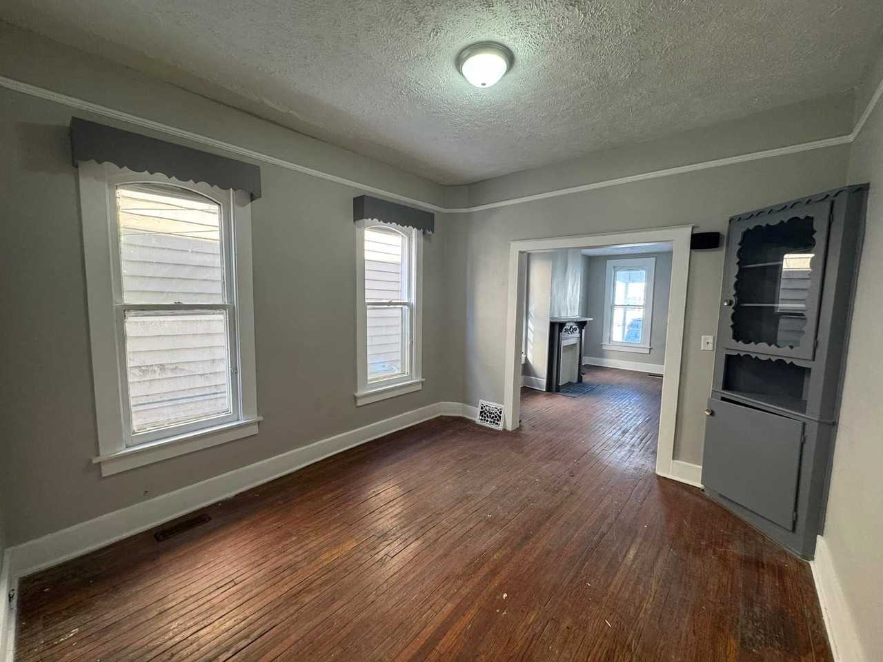 528 Forest Ave #532 - Photo 2 of 10