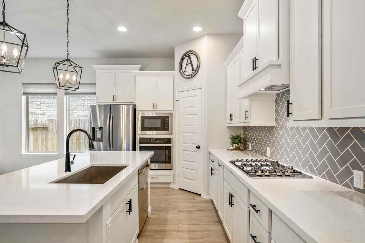 334 Topper Pines Dr - Photo 6 of 50