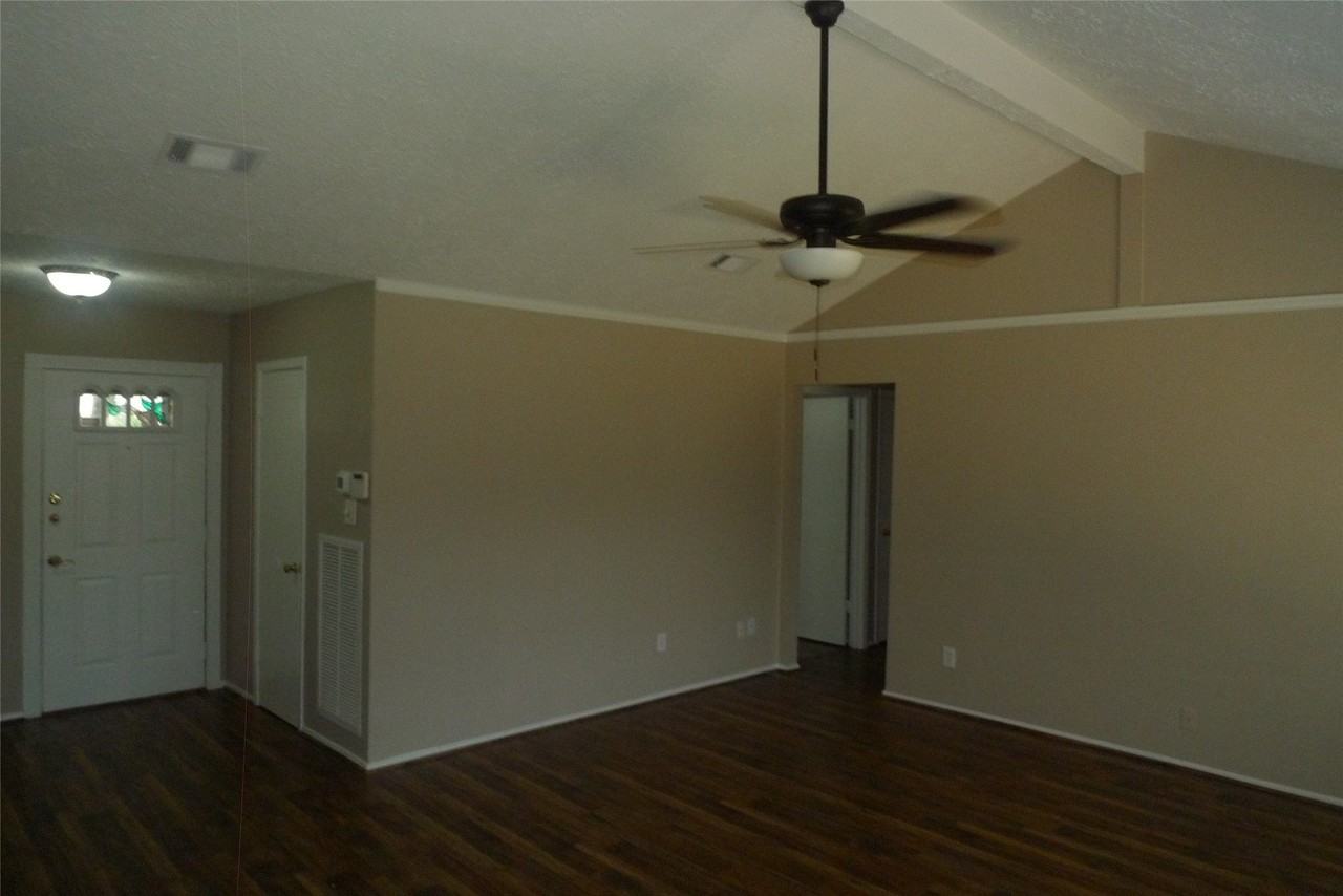 14122 Bateau Dr - Photo 5 of 26