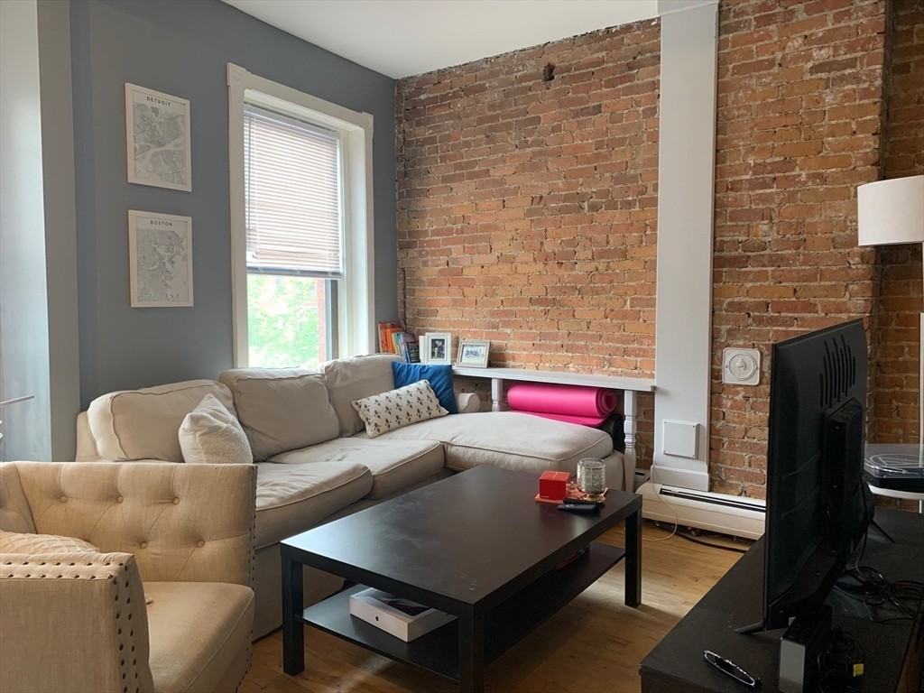 590 Columbus Ave - Photo 3 of 10