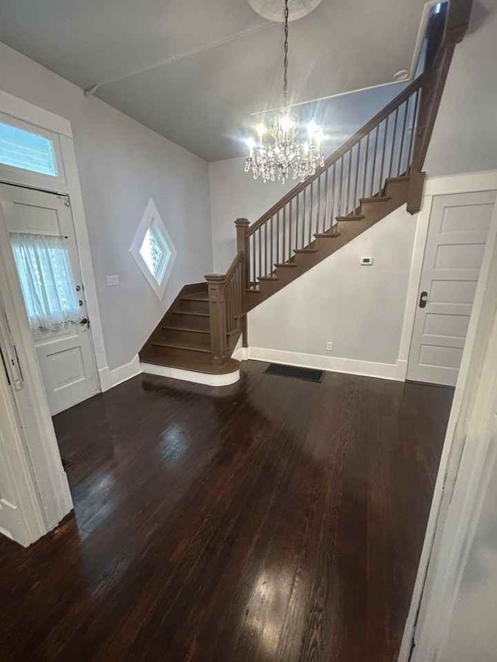 1114 25th St - Photo 6 of 31