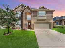 featured image of 1302 S Maple Dr