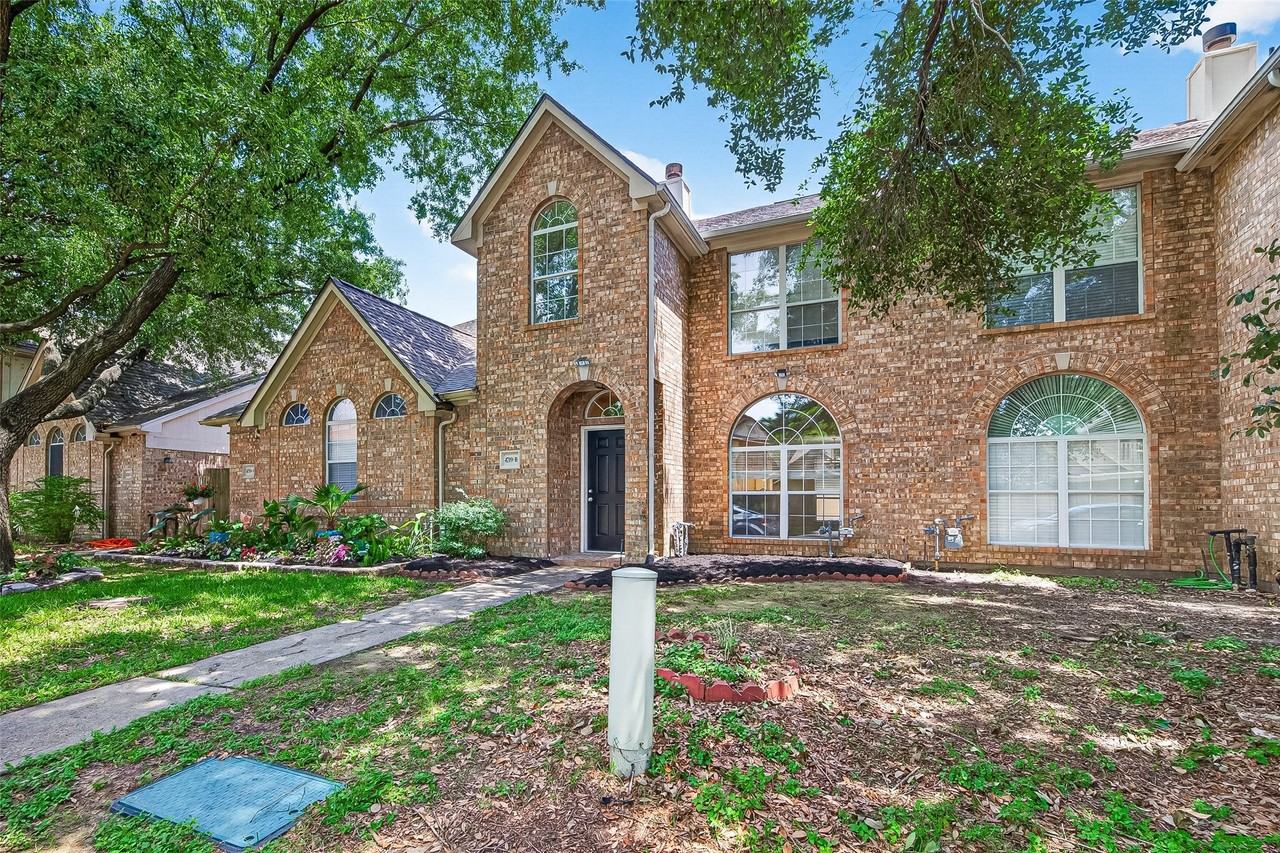 4719 Cashel Cir - Photo 2 of 29