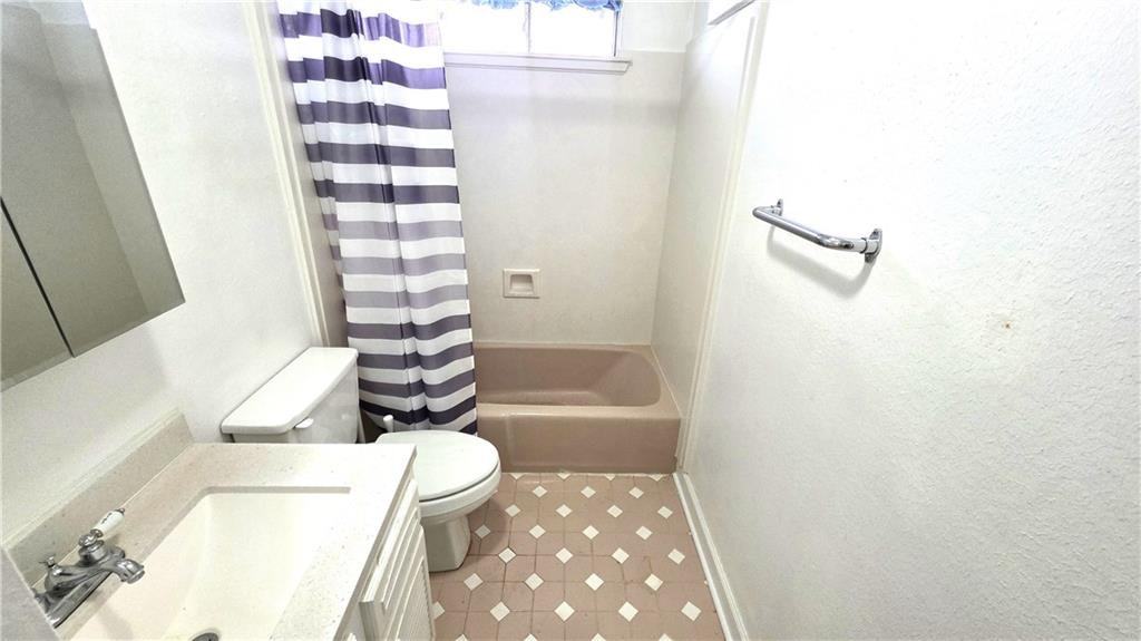 113 Nu St ##A - Photo 6 of 10