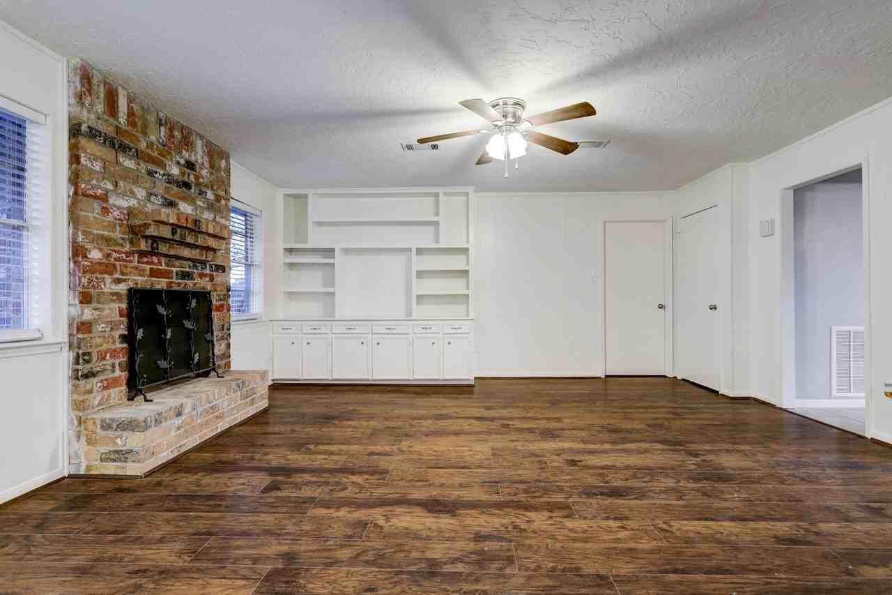 12346 Huntington Venture Dr - Photo 6 of 32