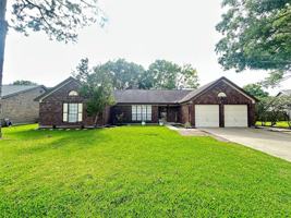 featured image of 303 Desert Willow Ct