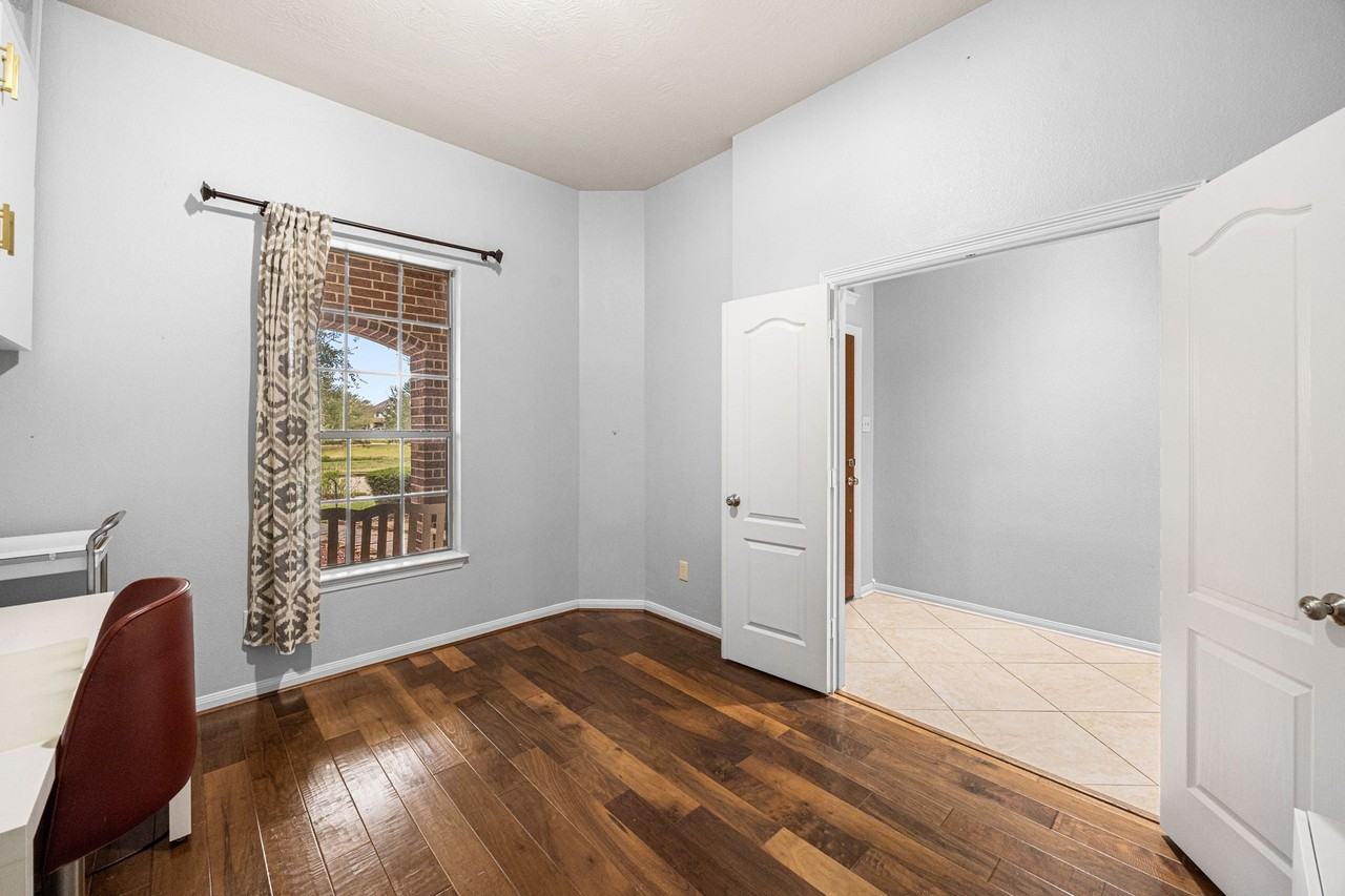 802 Floriencia St - Photo 7 of 36