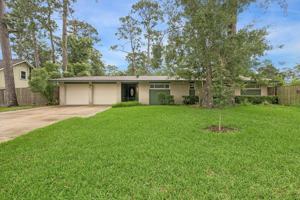 featured image of 3711 Manor Ln