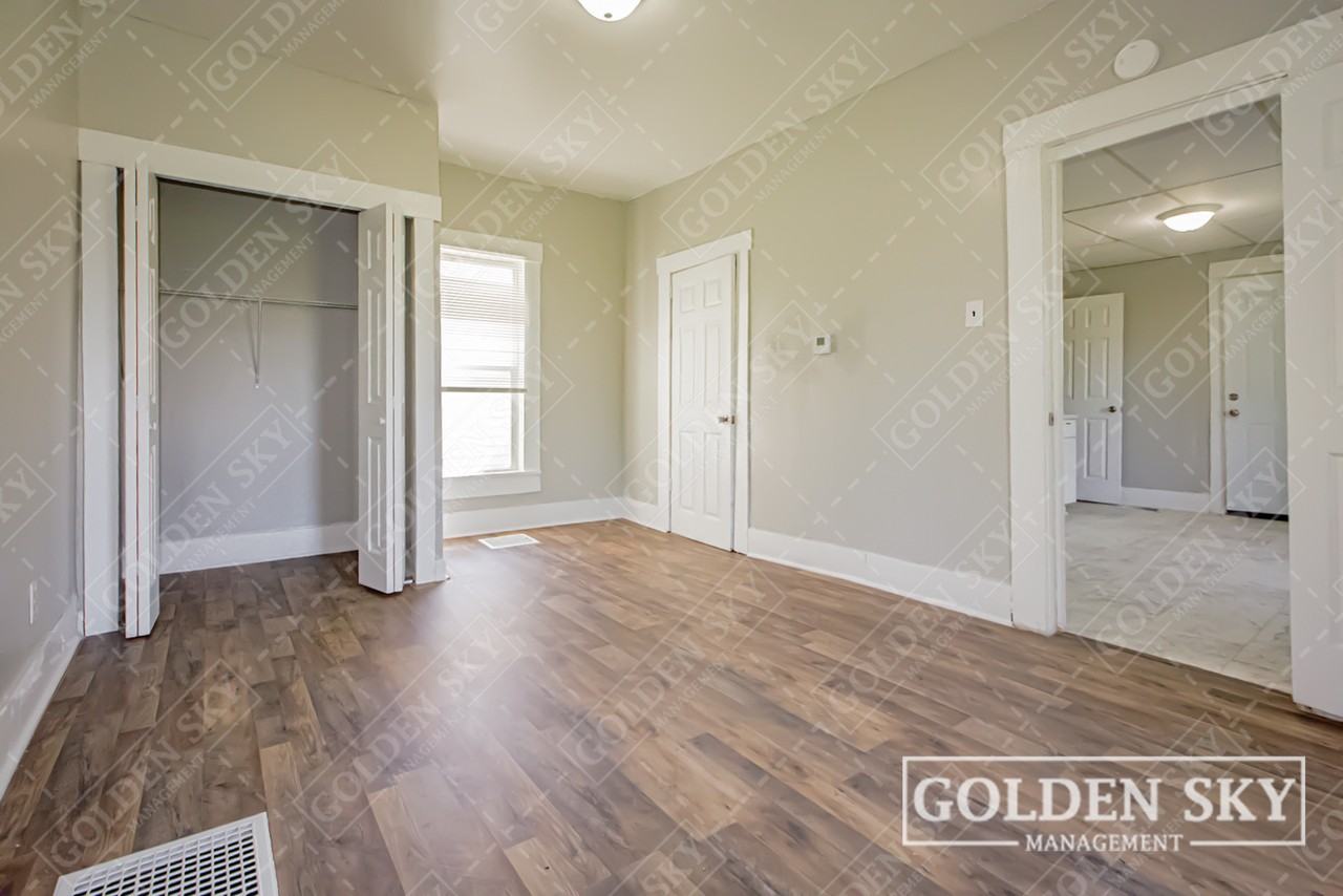 2207 South Walnut Street - 2Unit 2 #2 - Photo 4 of 8
