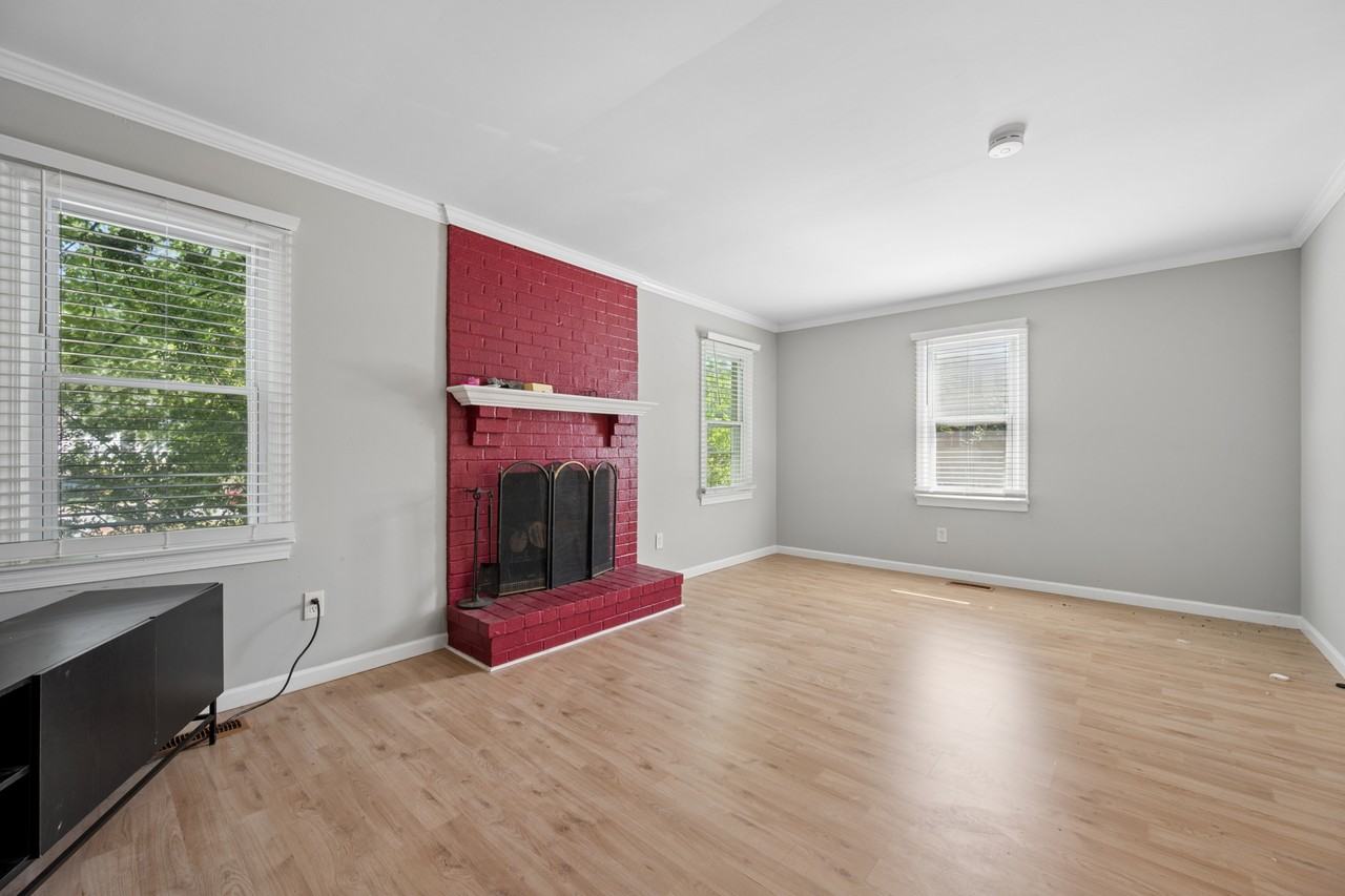 1615 Colonial Way #0 - Photo 4 of 30